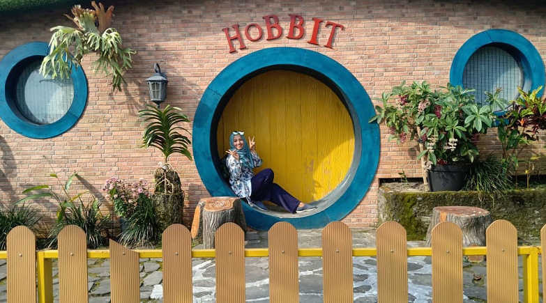Rumah Hobbit Sleman Yogyakarta